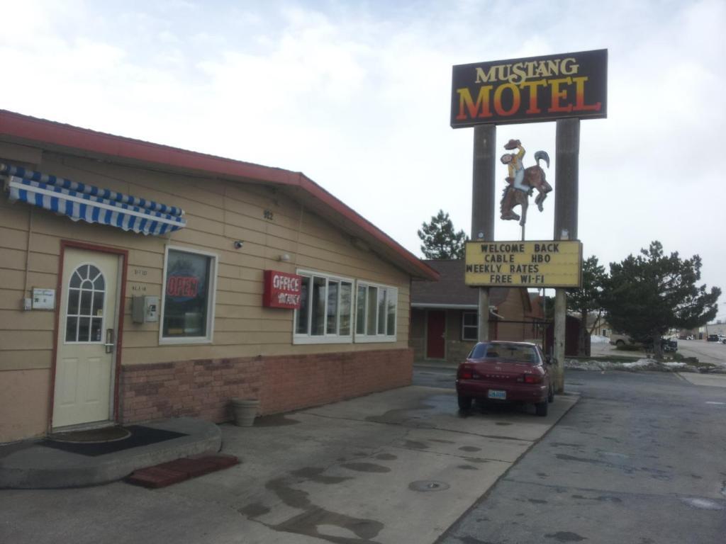 Mustang Motel Gillette Exteriör bild